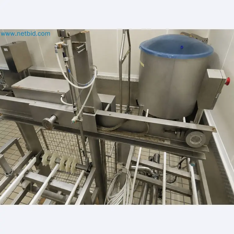 Meat and poultry processing machinery and equipment
-8