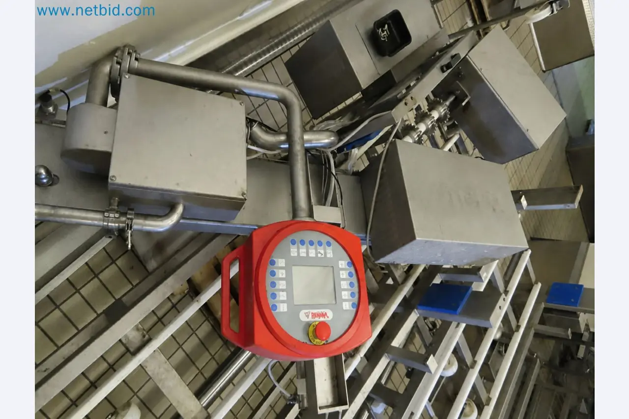 Meat and poultry processing machinery and equipment
-9