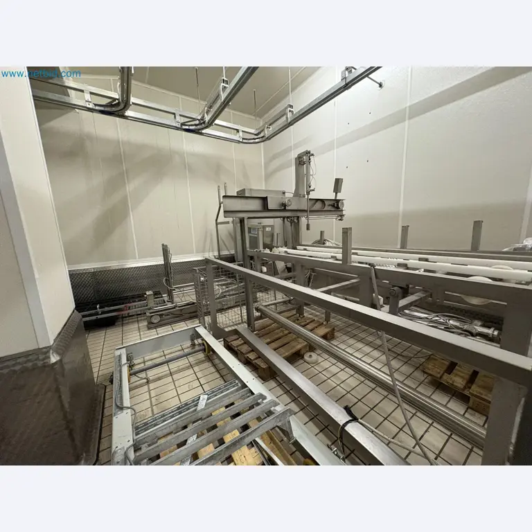 Meat and poultry processing machinery and equipment
-4