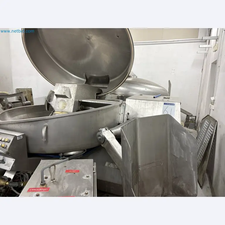 Meat and poultry processing machinery and equipment
-6
