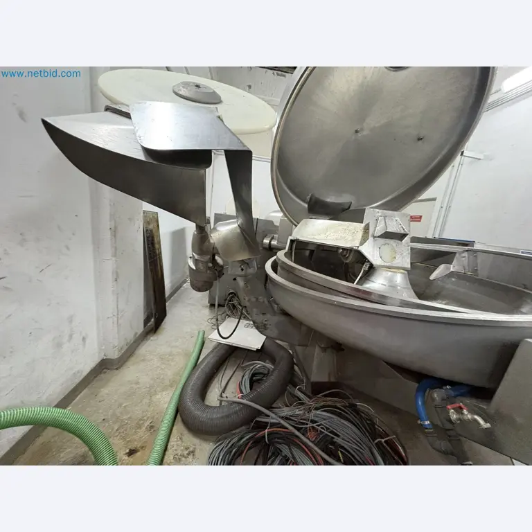 Meat and poultry processing machinery and equipment
-8