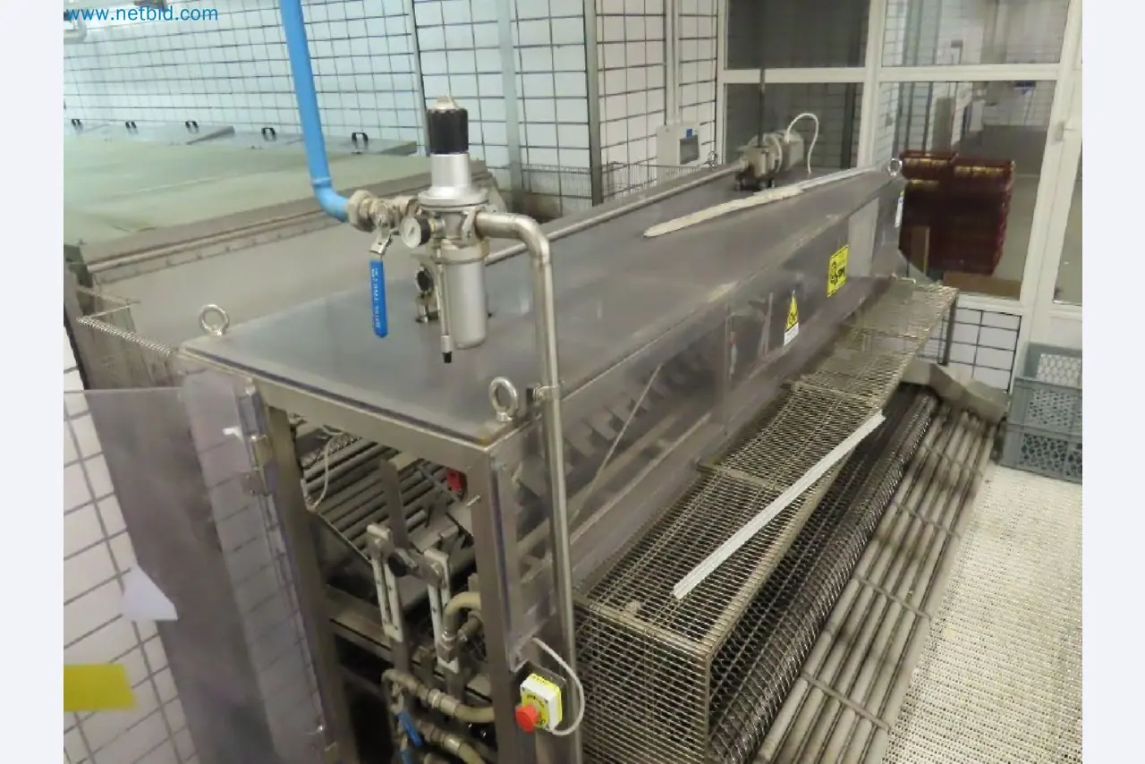 Meat and poultry processing machinery and equipment
-14
