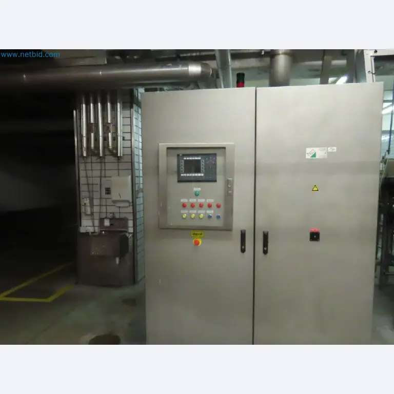 Meat and poultry processing machinery and equipment
-16