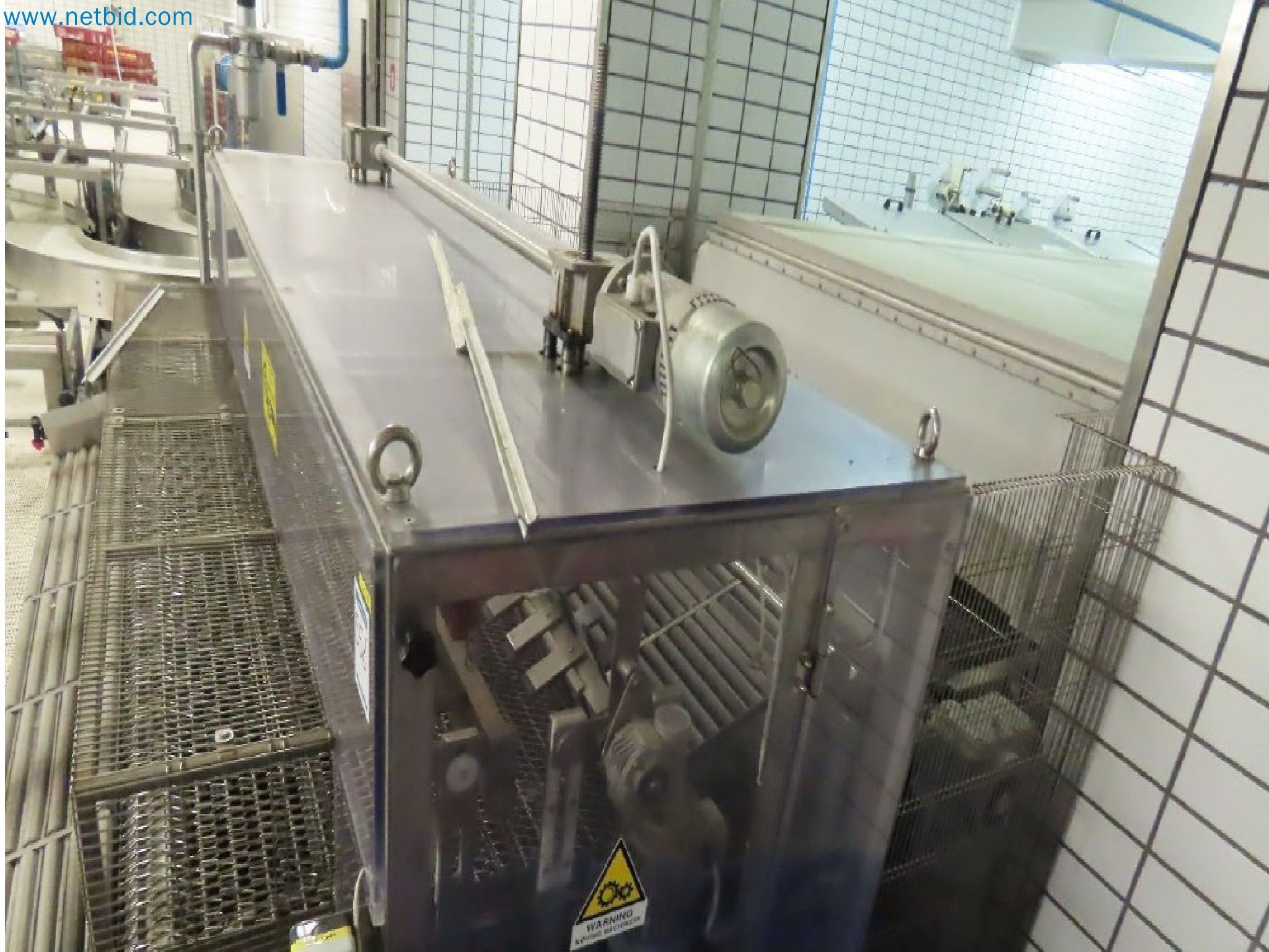 Meat and poultry processing machinery and equipment
-2
