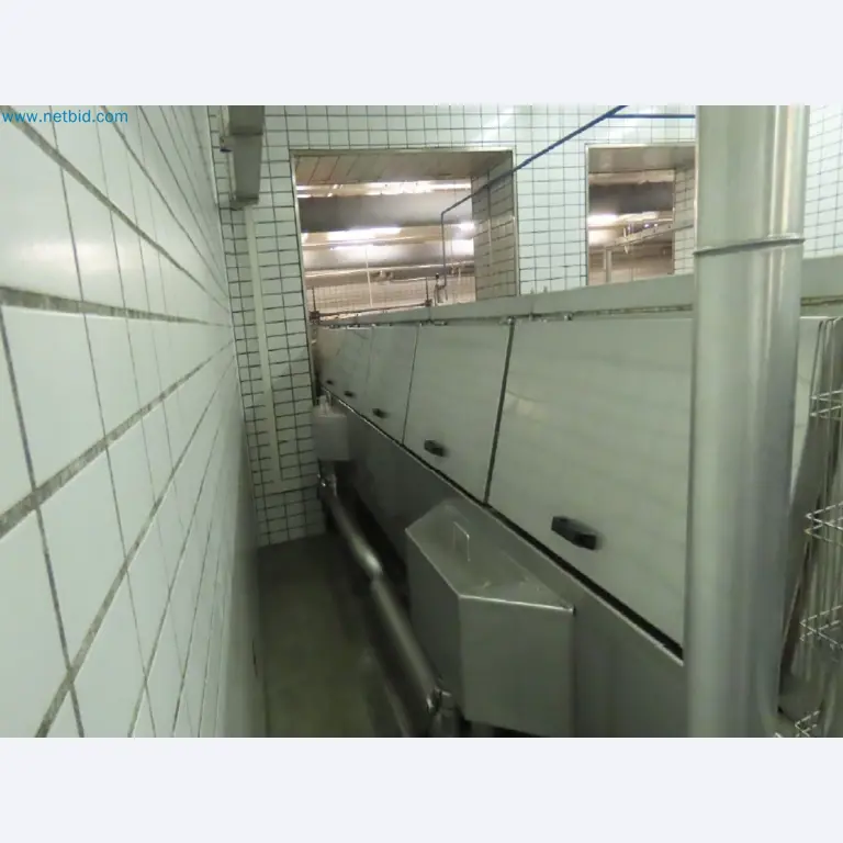Meat and poultry processing machinery and equipment
-21