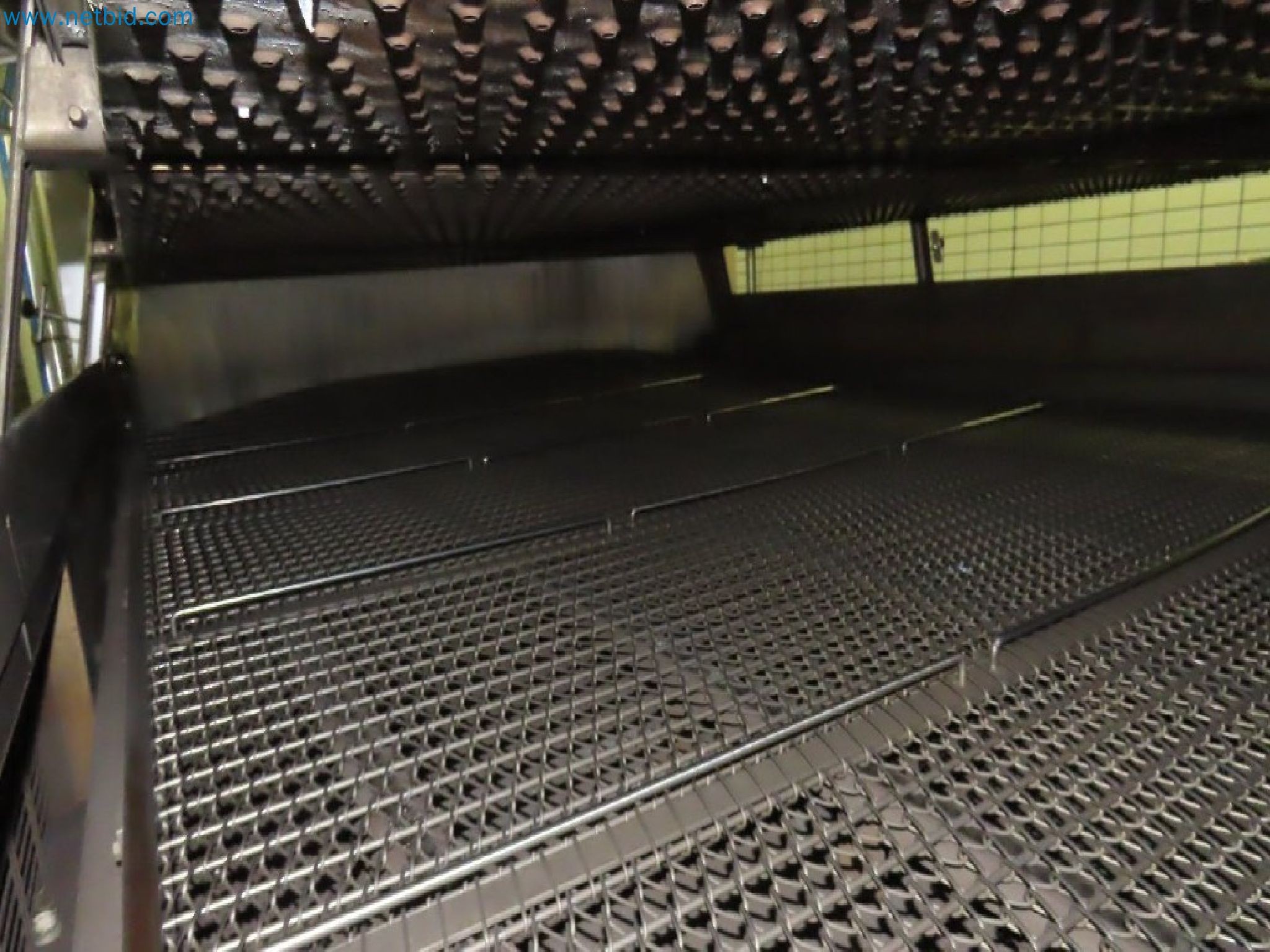 Meat and poultry processing machinery and equipment
-23