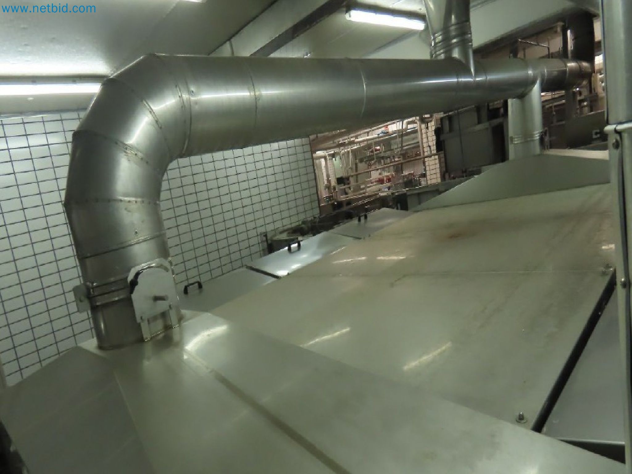 Meat and poultry processing machinery and equipment
-24
