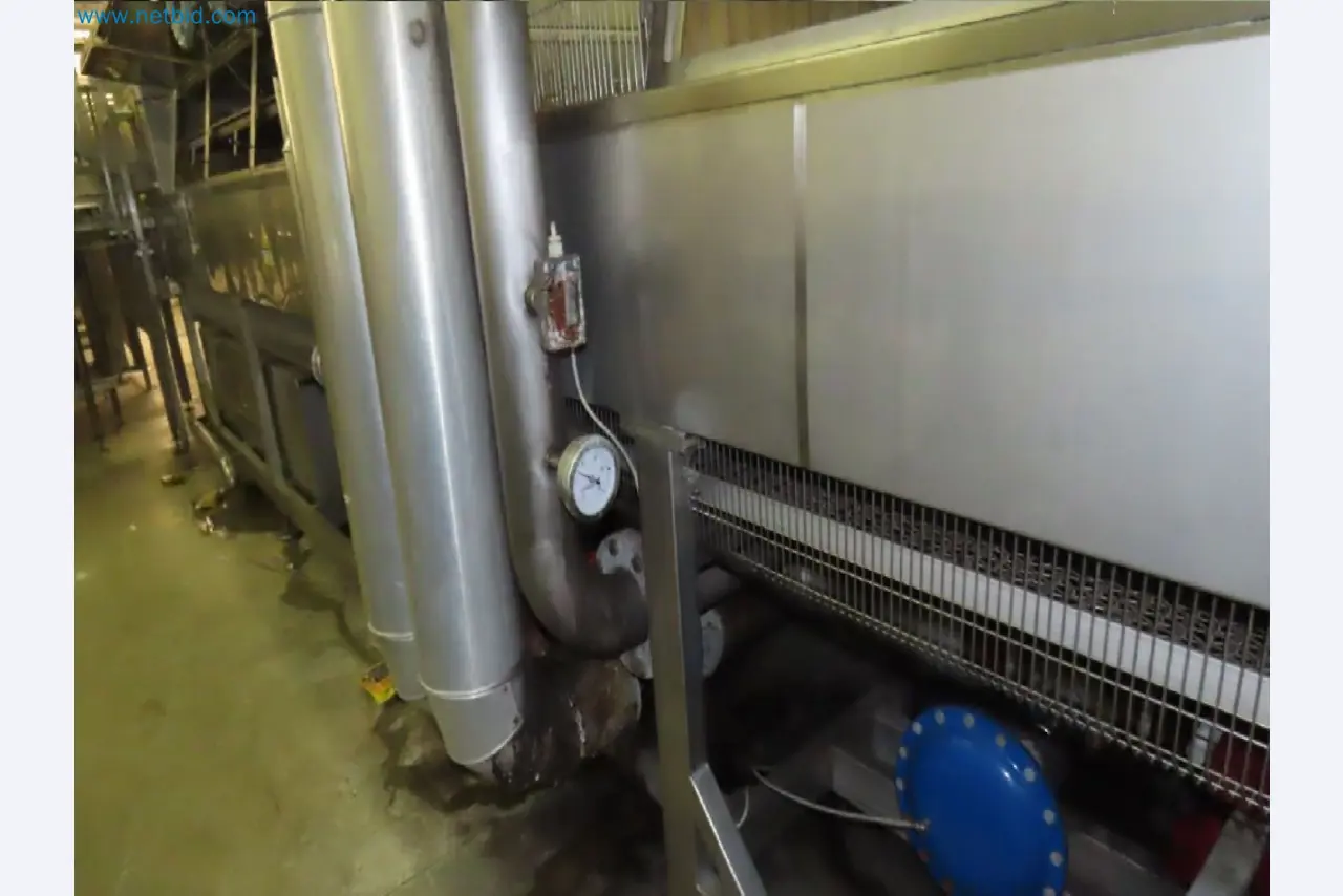 Meat and poultry processing machinery and equipment
-4