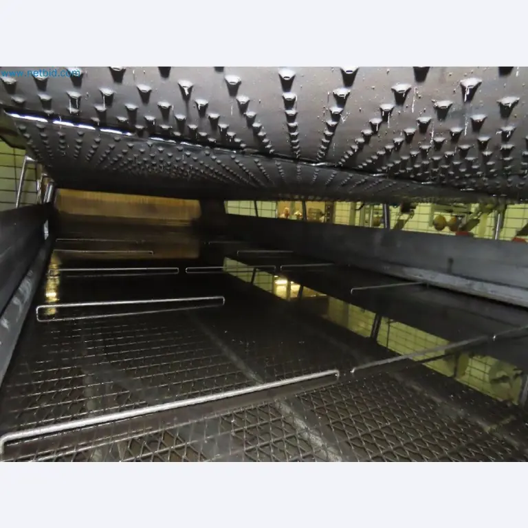 Meat and poultry processing machinery and equipment
-6