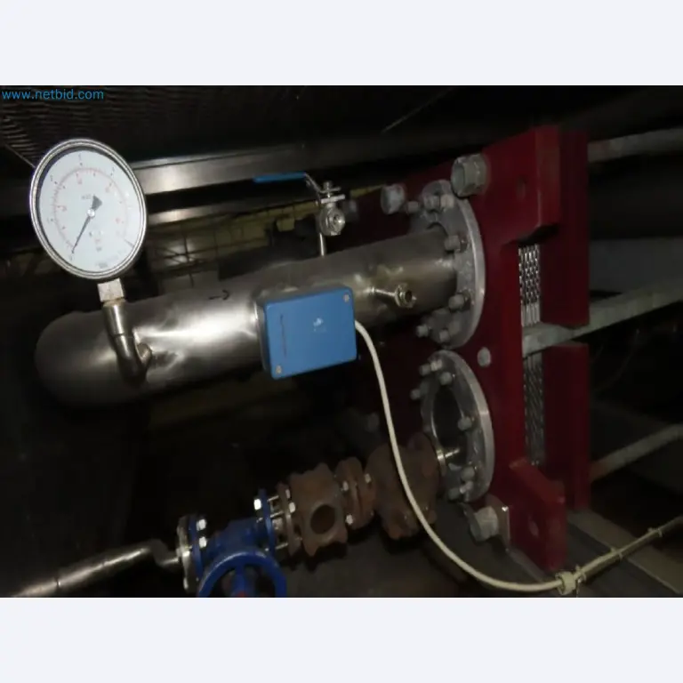 Meat and poultry processing machinery and equipment
-8