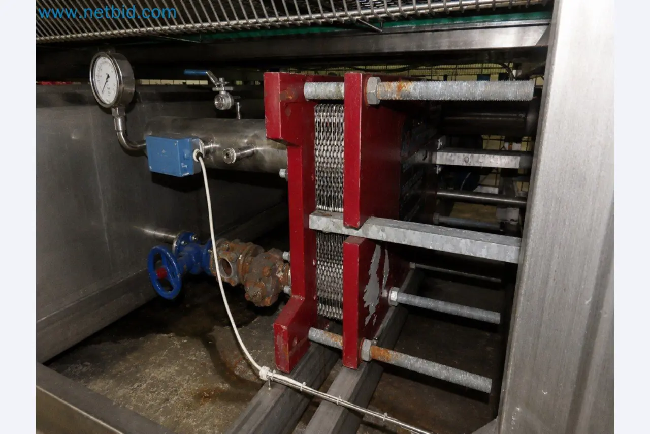 Meat and poultry processing machinery and equipment
-9