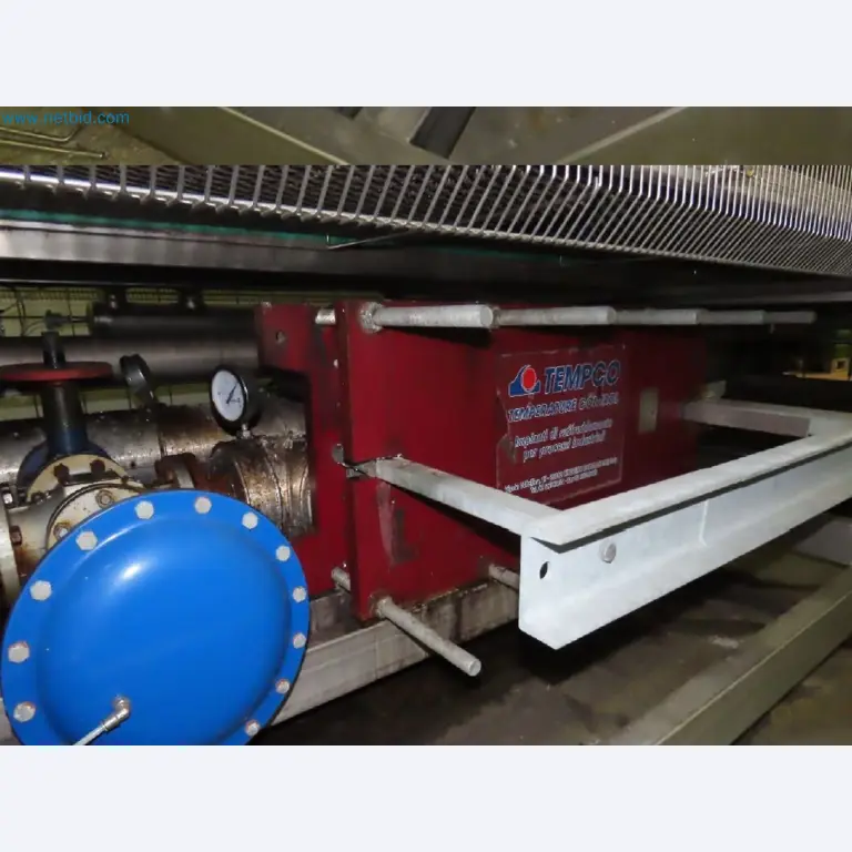 Meat and poultry processing machinery and equipment
-10