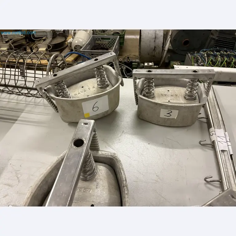 Meat and poultry processing machinery and equipment
-2