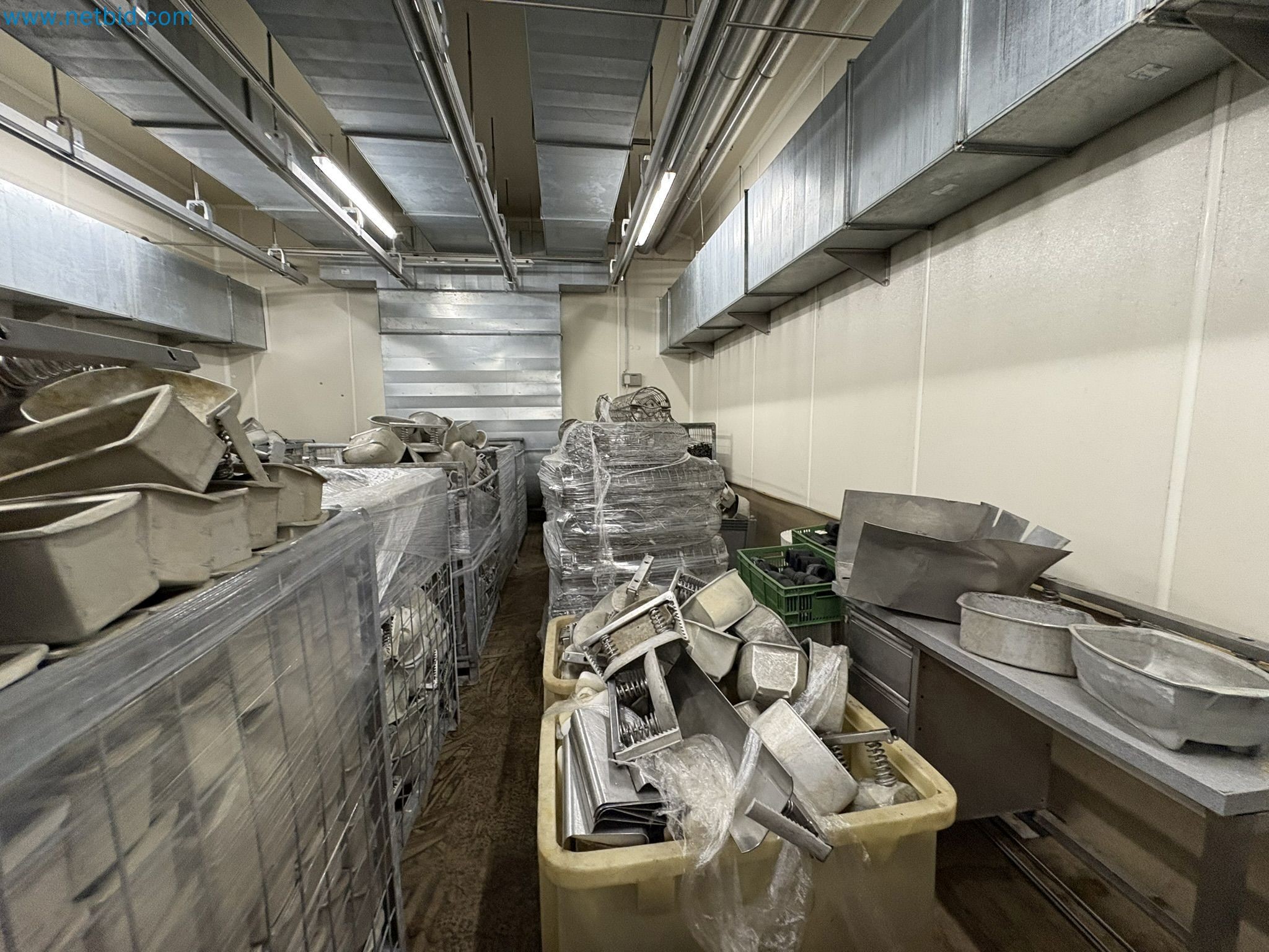 Meat and poultry processing machinery and equipment
-3