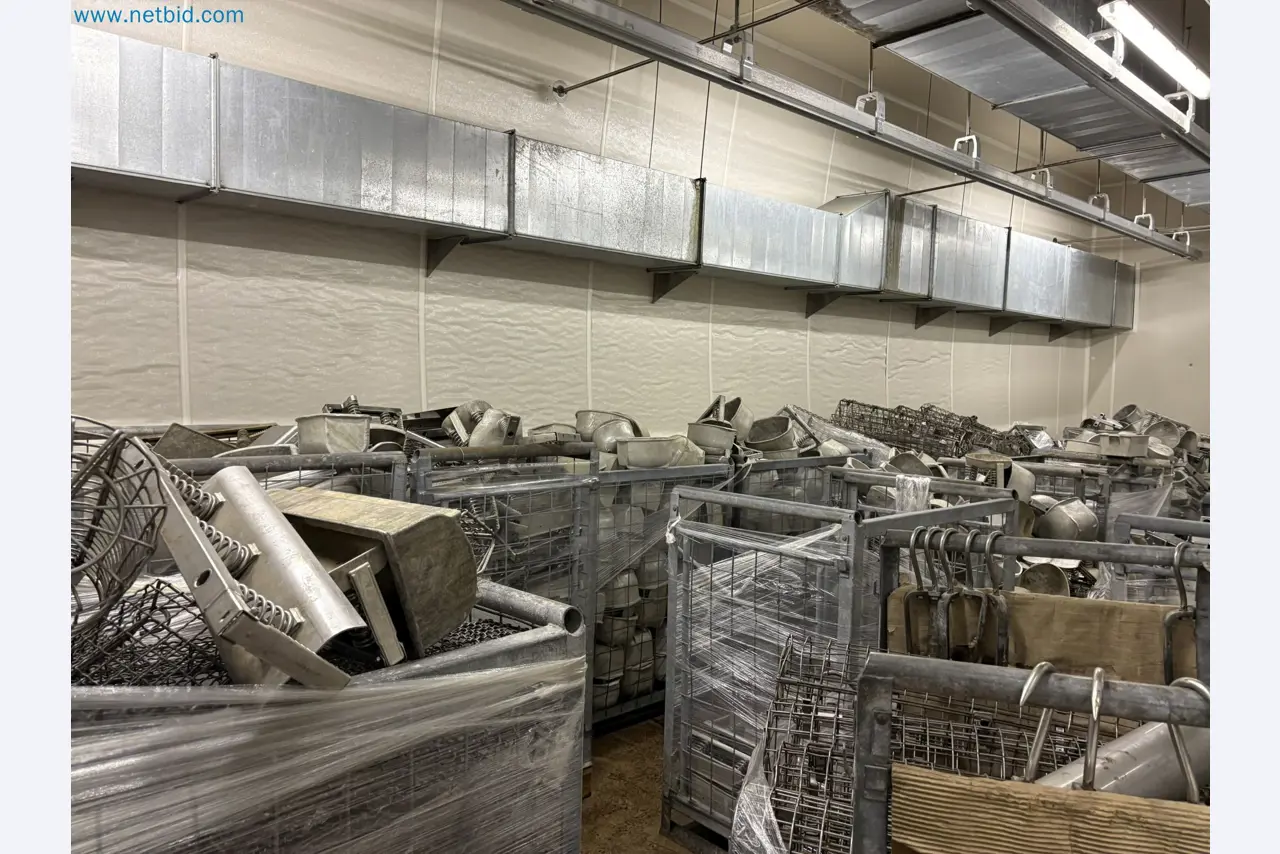 Meat and poultry processing machinery and equipment
-8