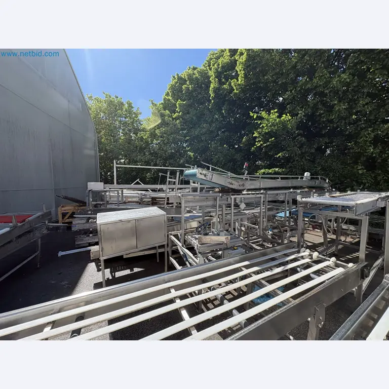 Meat and poultry processing machinery and equipment
-4