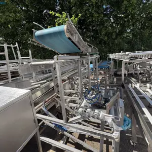 Robotic warehouse system MEATECH