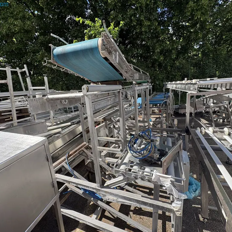 Robotic warehouse system MEATECH