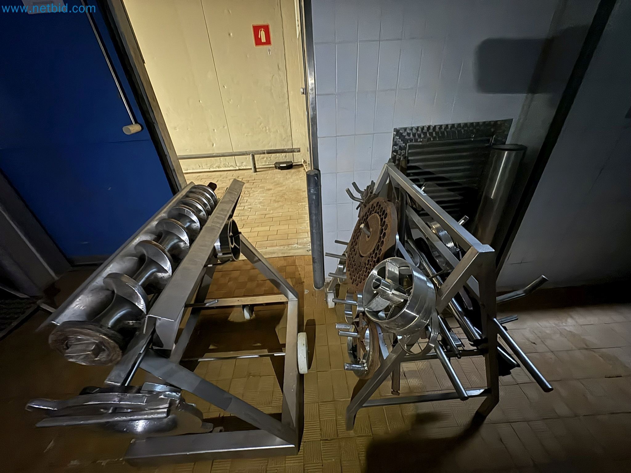 Meat and poultry processing machinery and equipment
-3