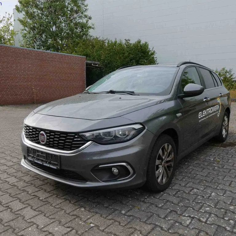Passenger car Fiat Tipo Kombi