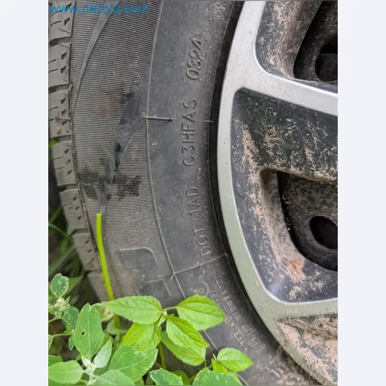 Automotive shop equipment
-4