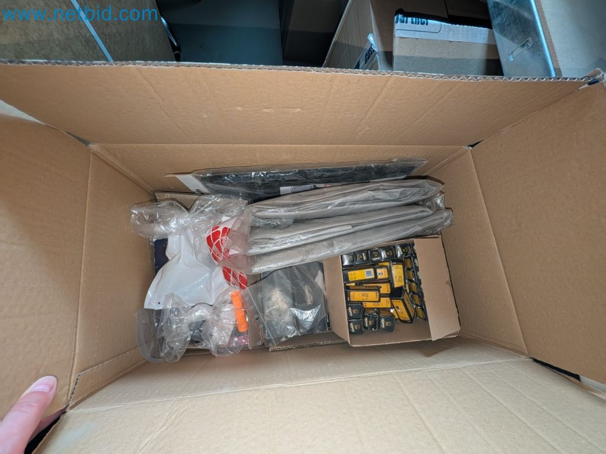 Automotive shop equipment
-17