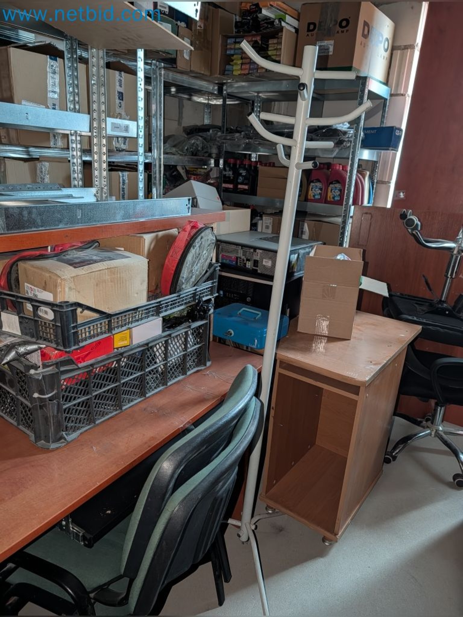 Automotive shop equipment
-47