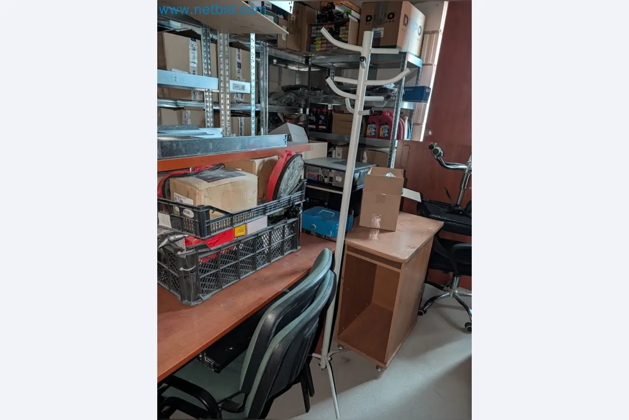 Automotive shop equipment
-47