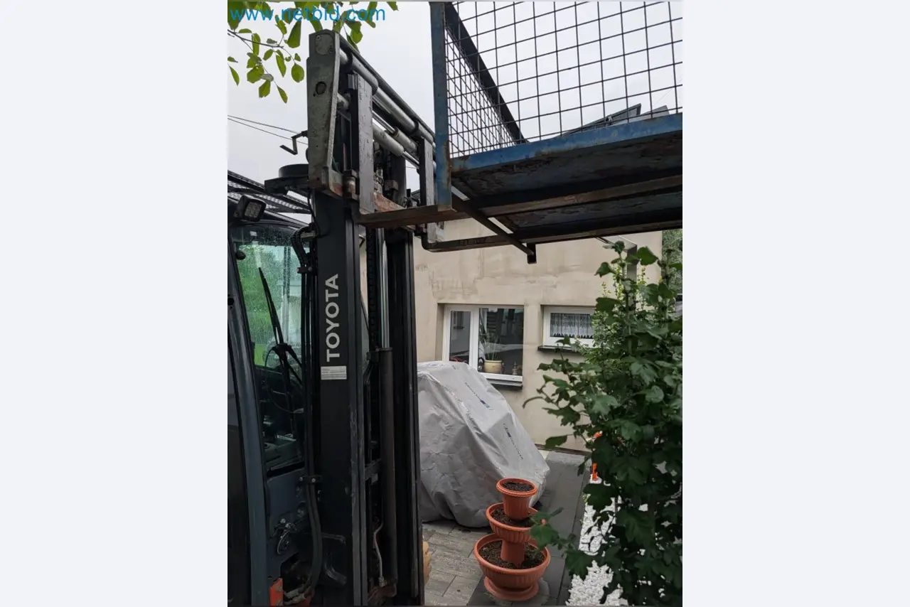 Metalworking machinery and material handling equipment from private insolvency-15