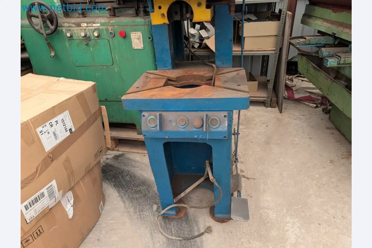 Metalworking machinery and material handling equipment from private insolvency-3