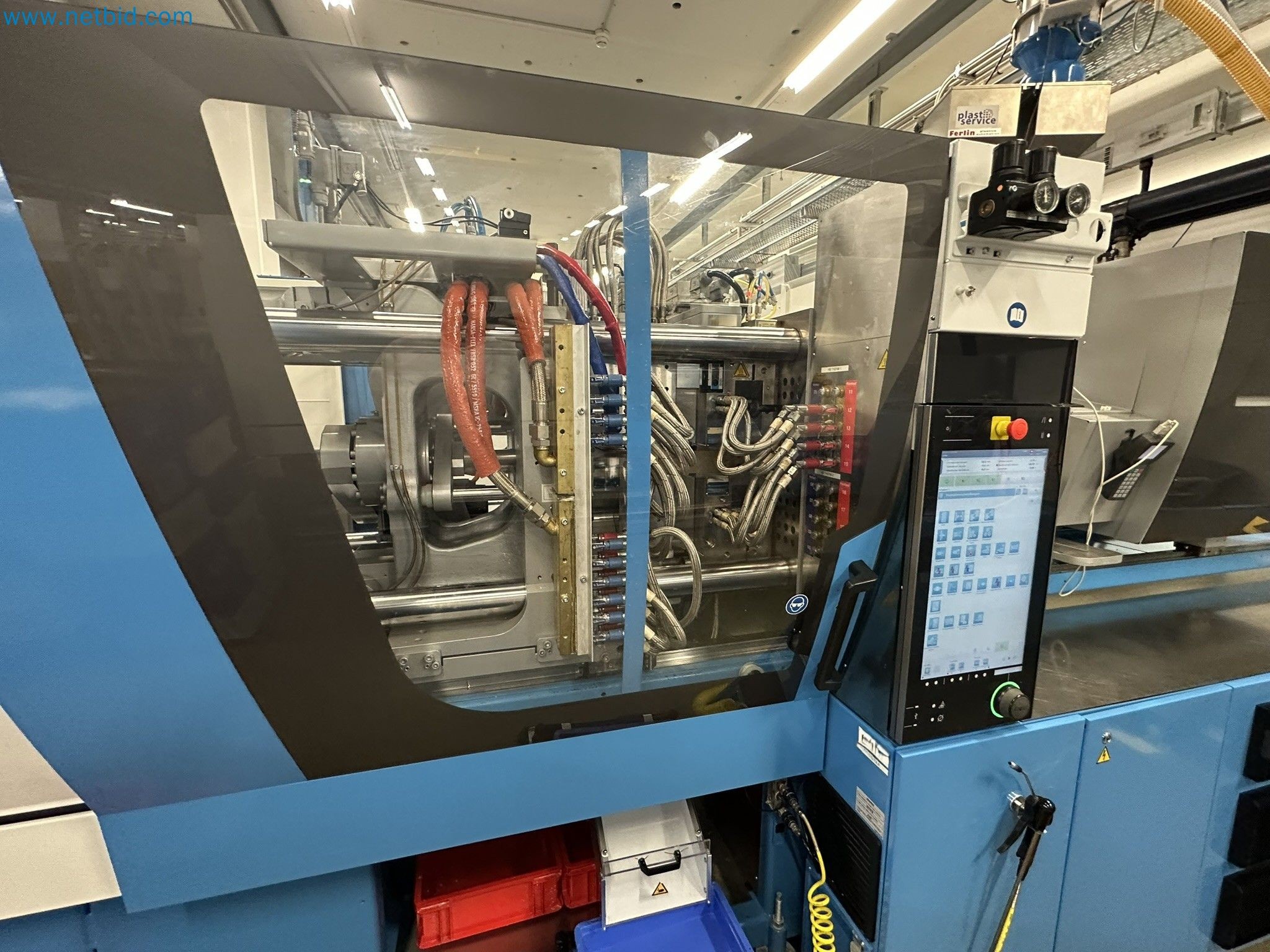 Vstřikovací lisy a 3D souřadnicové měřicí stroje-2
