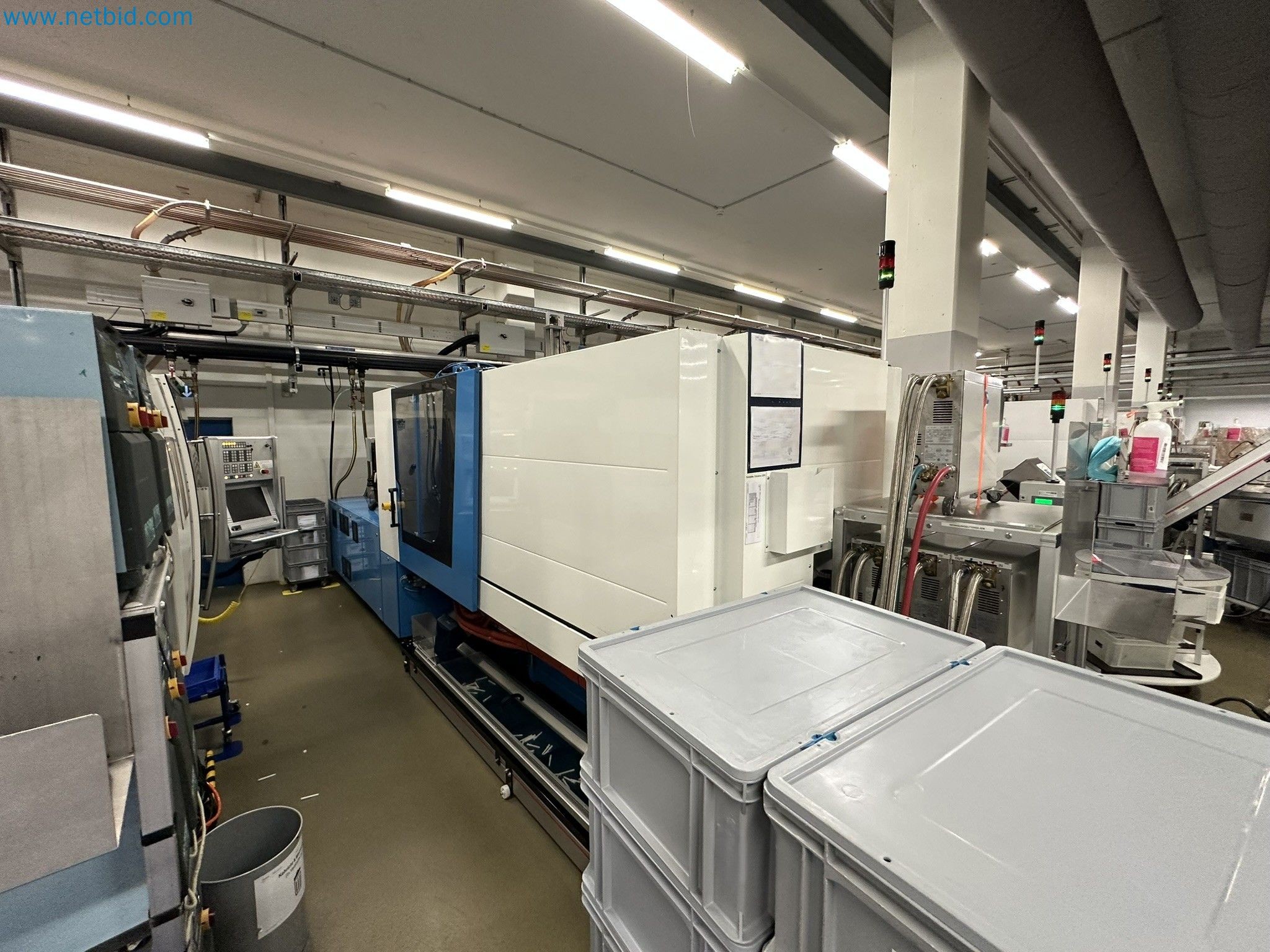 Vstřikovací lisy a 3D souřadnicové měřicí stroje-8