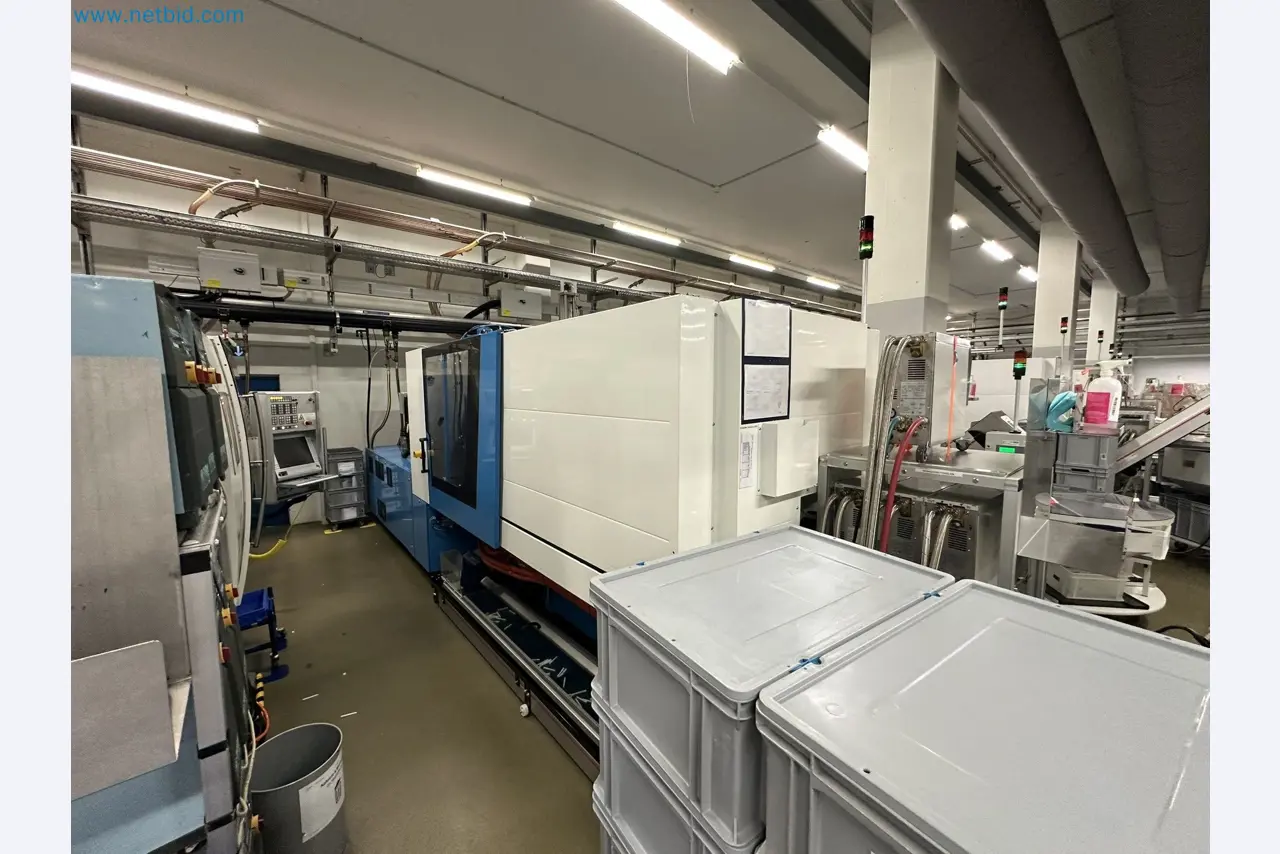 Injection molding machines and 3-D coordinate measuring machines-8