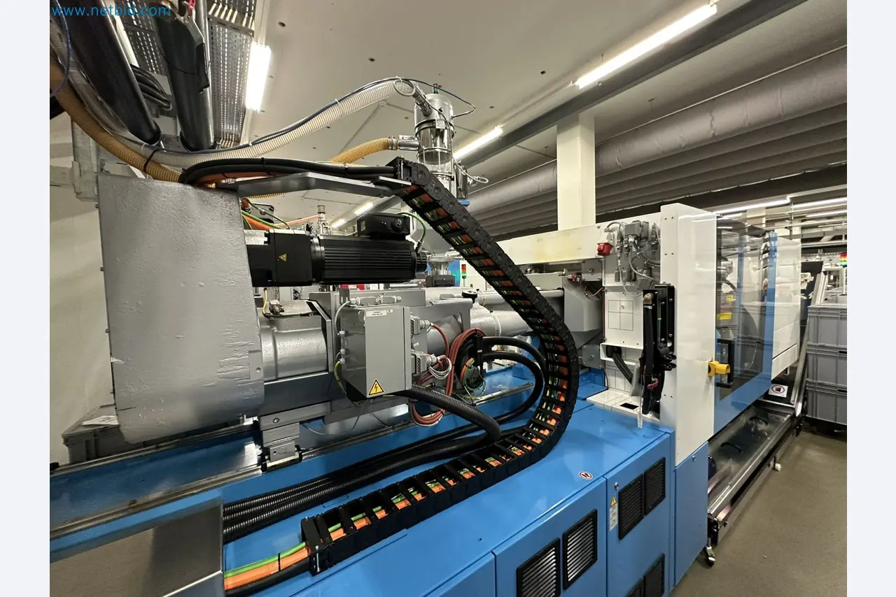 Injection molding machines and 3-D coordinate measuring machines-2