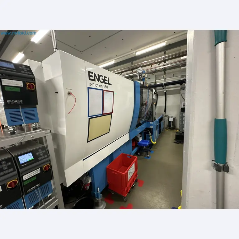 Injection molding machines and 3-D coordinate measuring machines-1