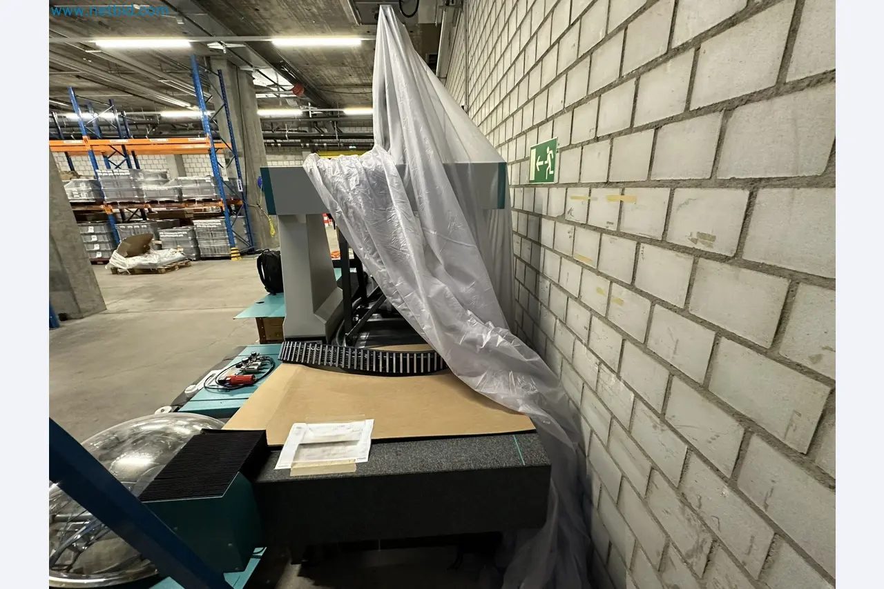 Vstřikovací lisy a 3D souřadnicové měřicí stroje-20