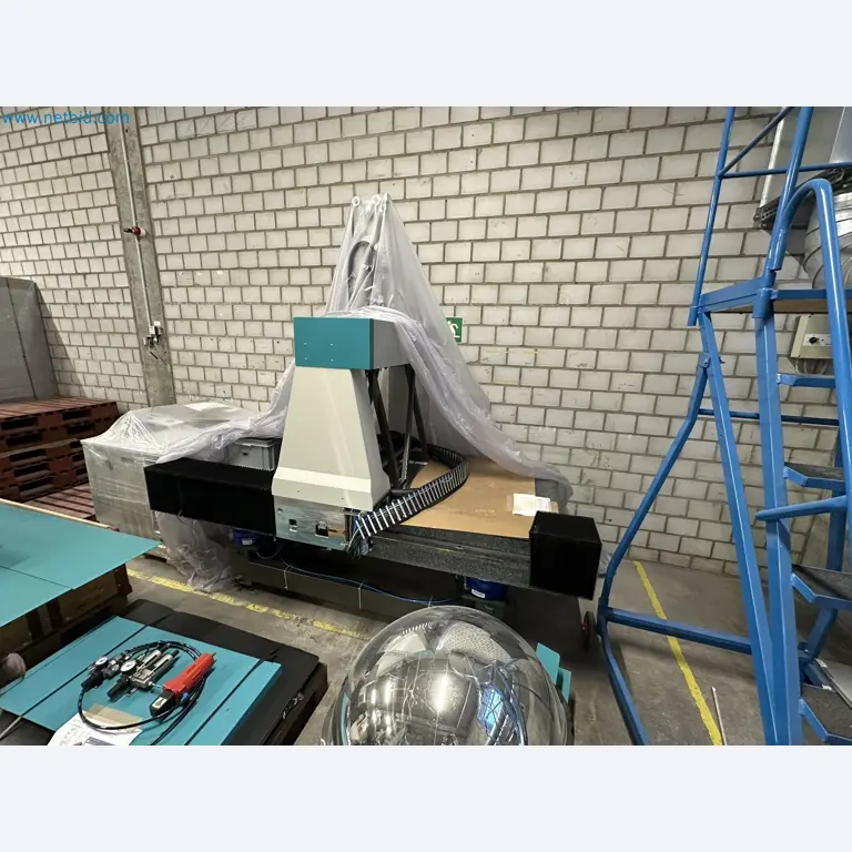 Vstřikovací lisy a 3D souřadnicové měřicí stroje-2