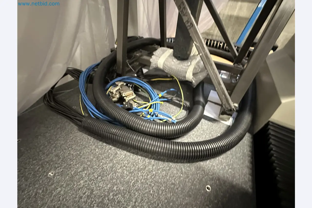 Vstřikovací lisy a 3D souřadnicové měřicí stroje-7