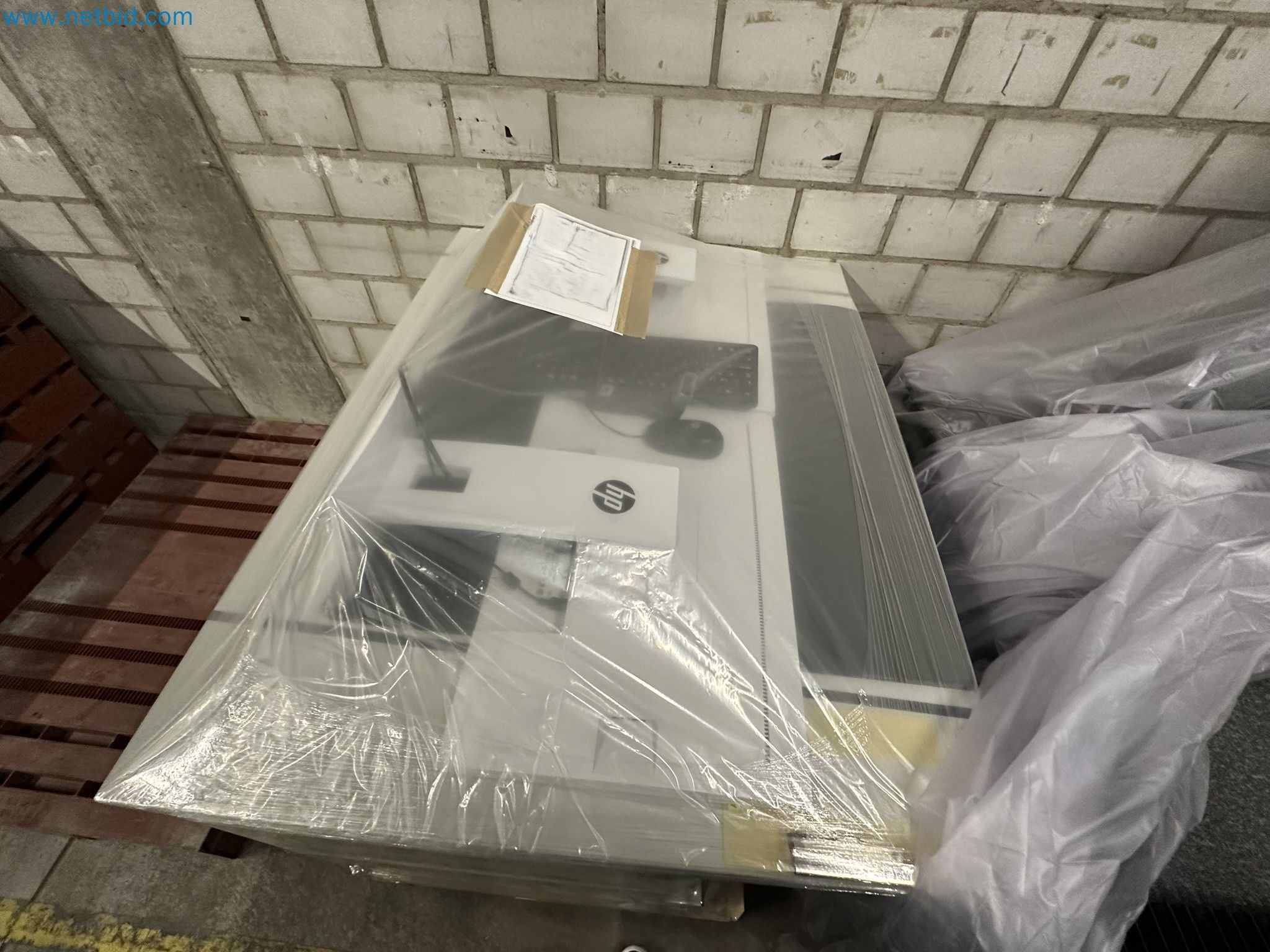Vstřikovací lisy a 3D souřadnicové měřicí stroje-9