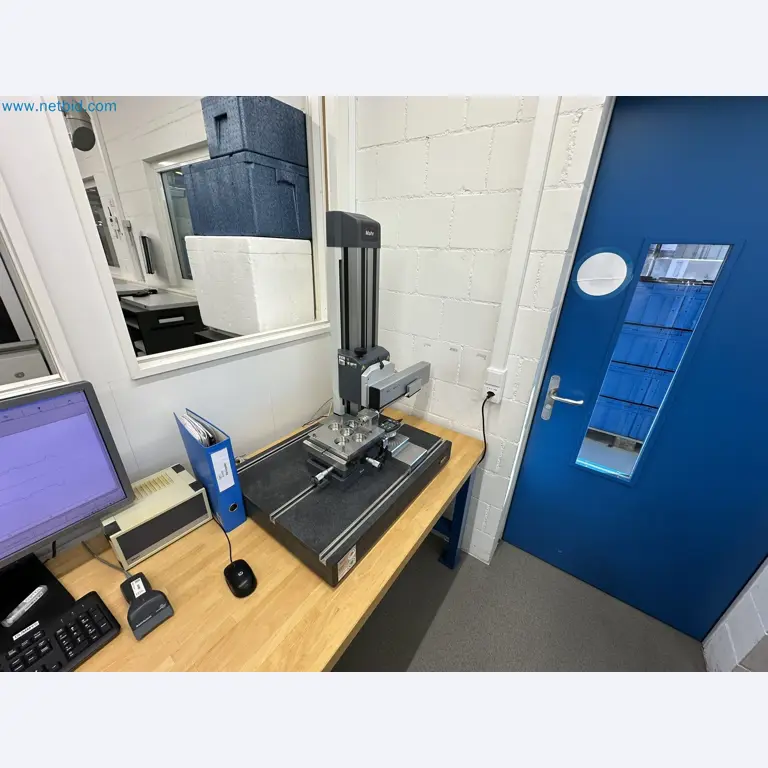 Injection molding machines and 3-D coordinate measuring machines-1