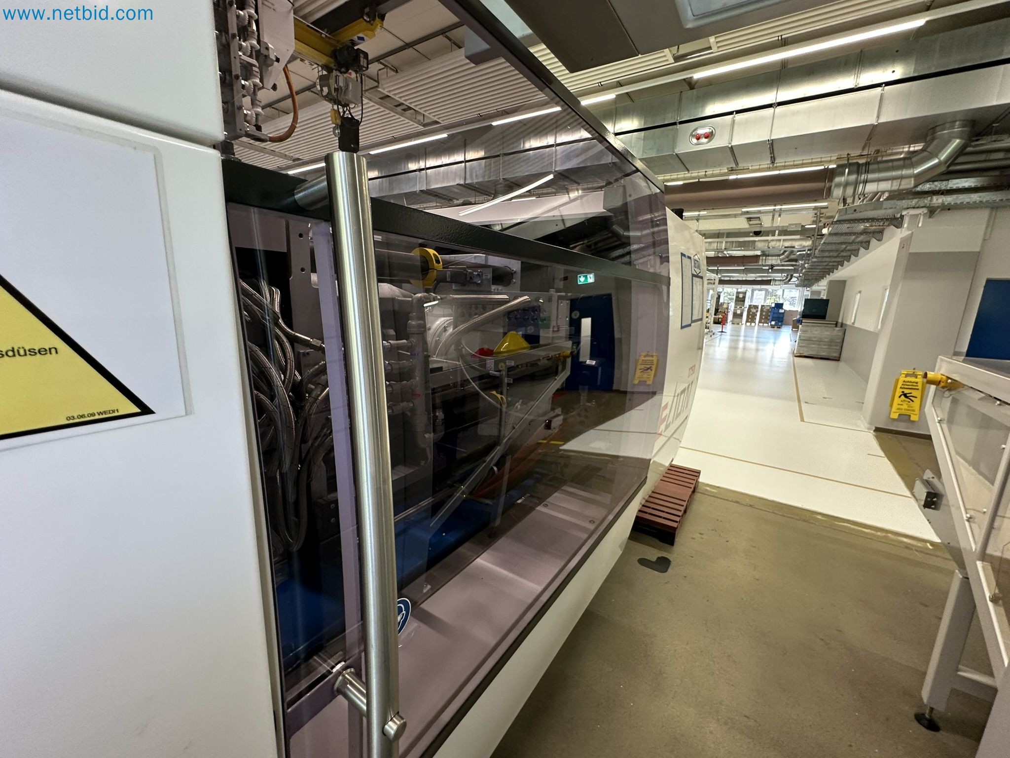 Injection molding machines and 3-D coordinate measuring machines-5