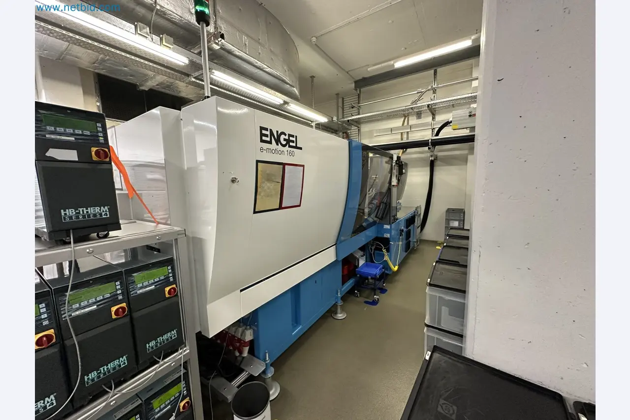 Injection molding machines and 3-D coordinate measuring machines-1