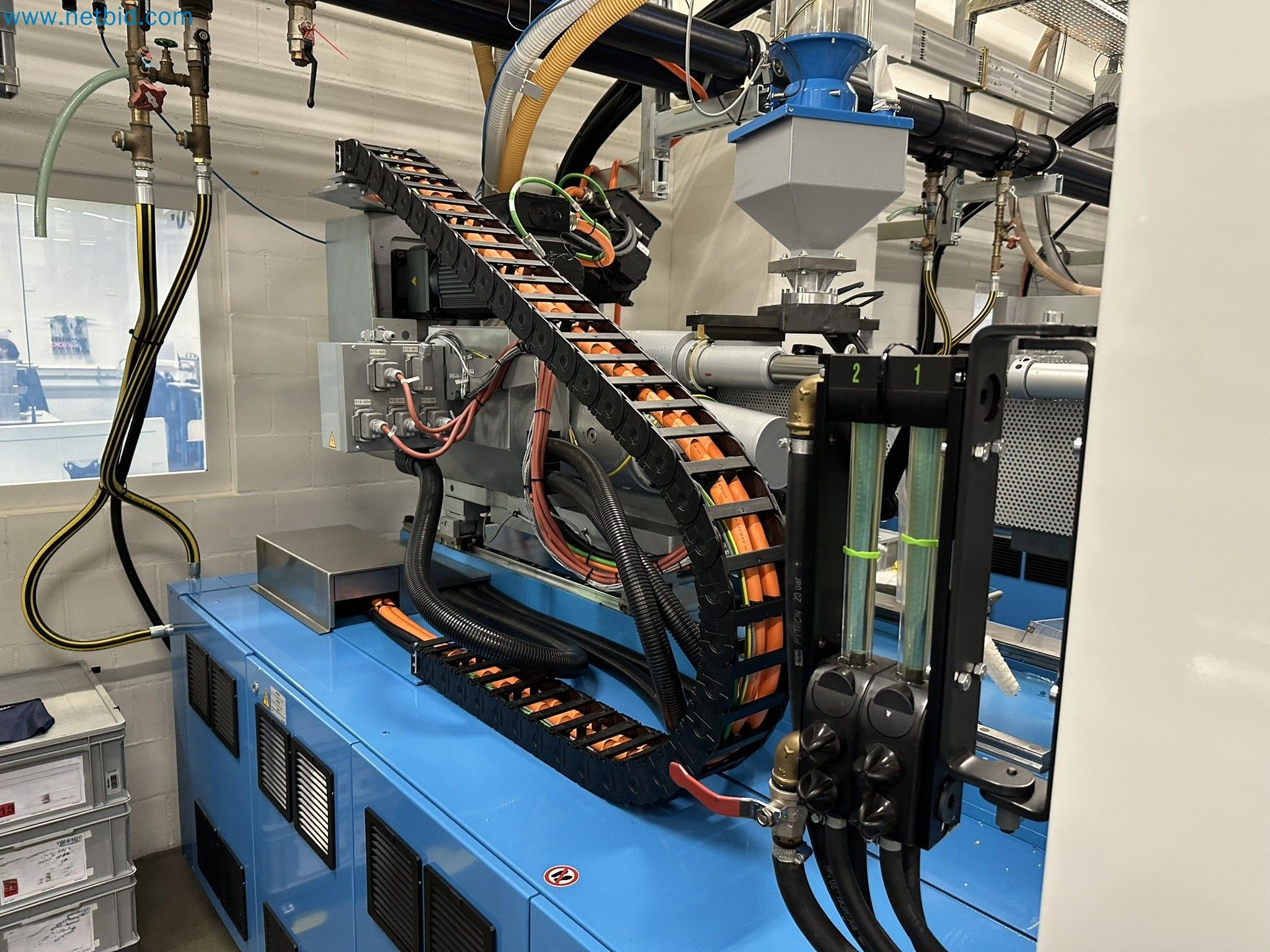 Vstřikovací lisy a 3D souřadnicové měřicí stroje-10