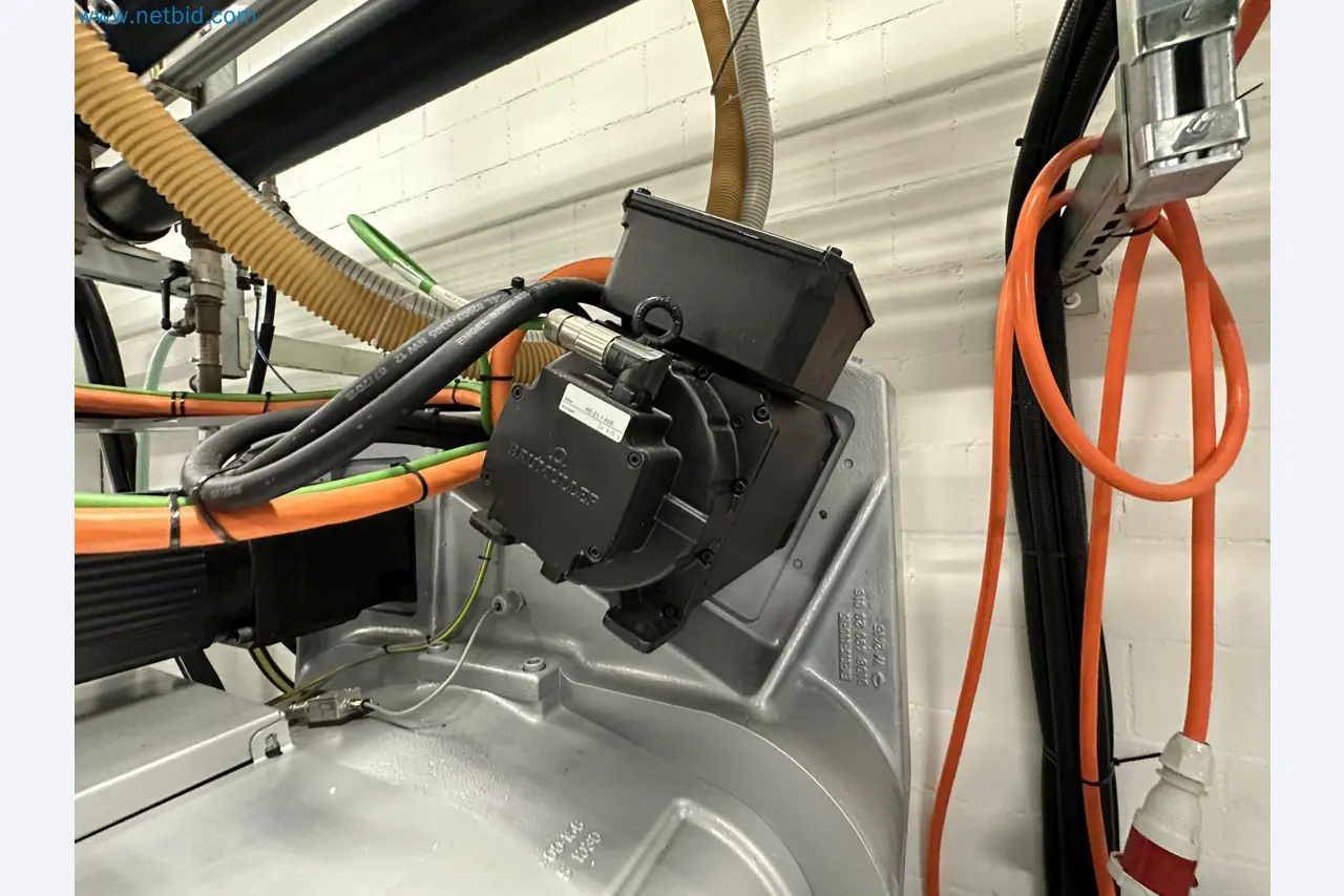 Injection molding machines and 3-D coordinate measuring machines-7