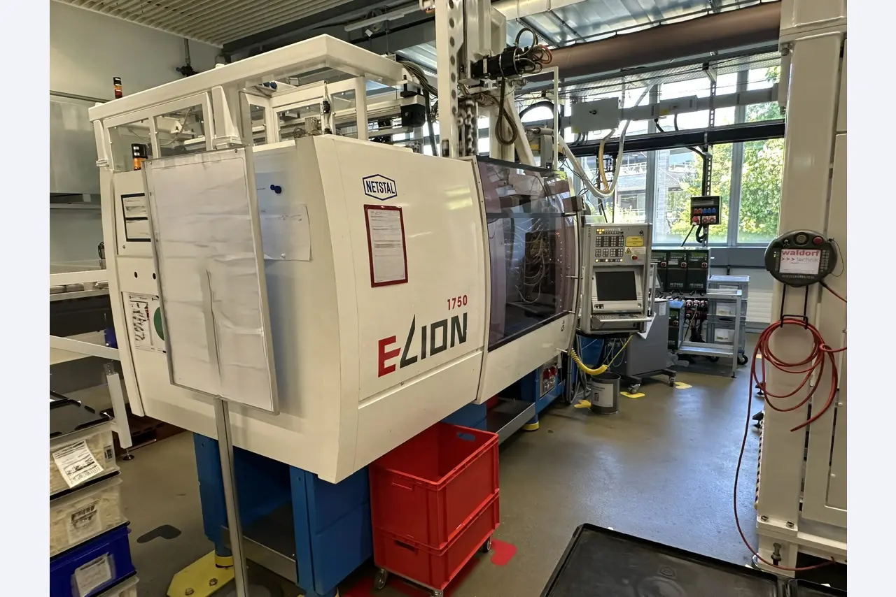 Injection molding machines and 3-D coordinate measuring machines-1