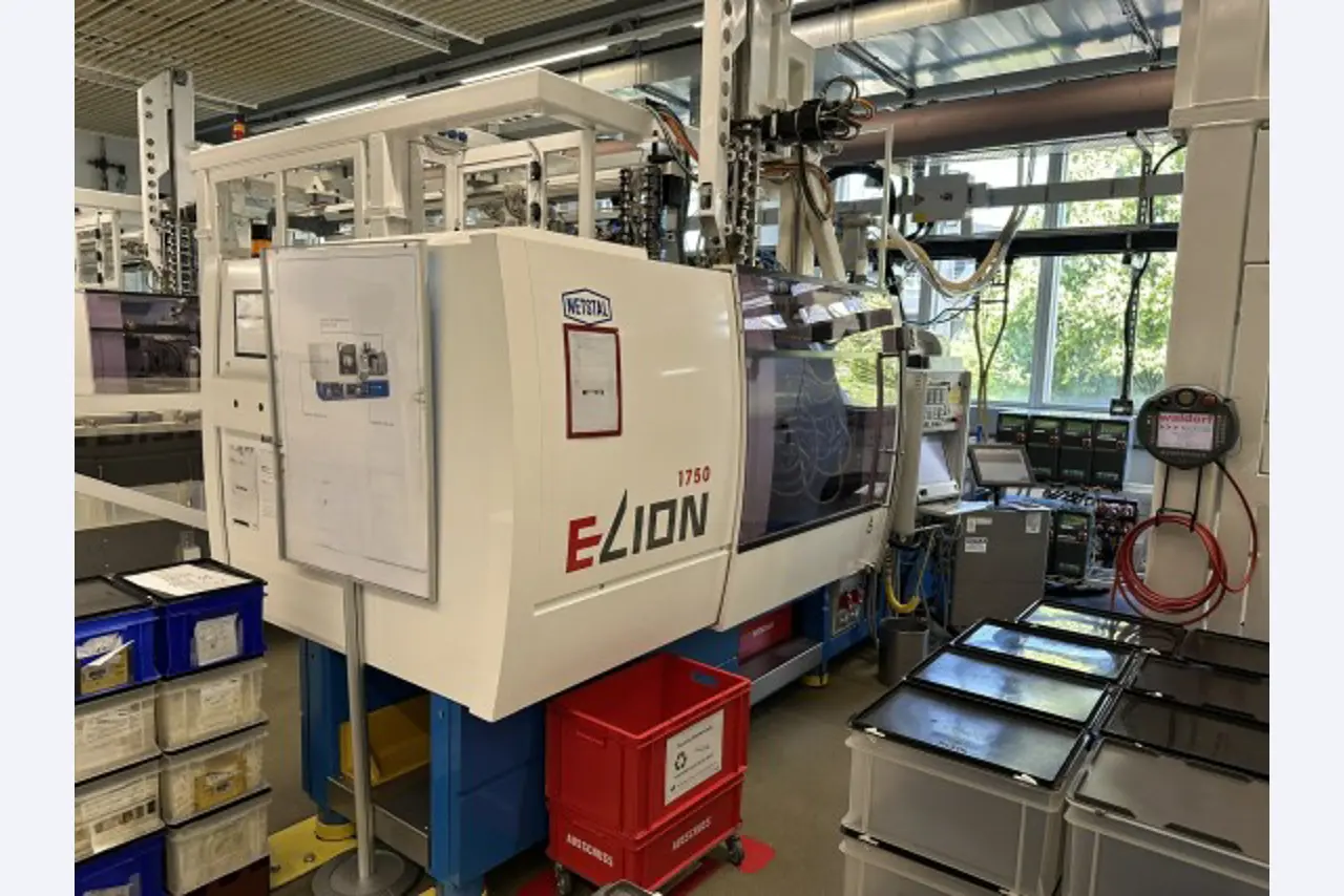 Injection molding machines and 3-D coordinate measuring machines-2