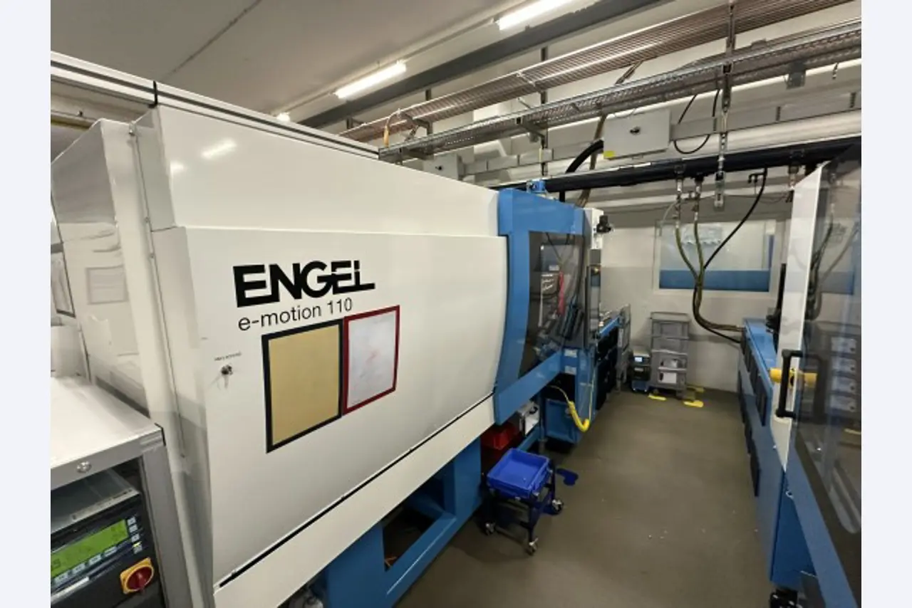Injection molding machines and 3-D coordinate measuring machines-9