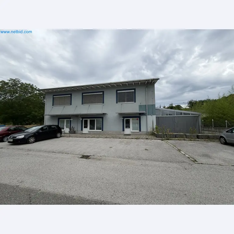Property with commercial building, restaurant, and garage /
Online auction with incremental reduction of the starting price-12