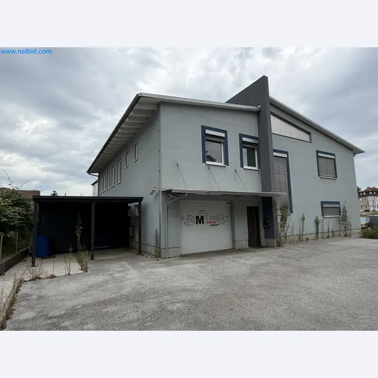 Property with commercial building, restaurant, and garage /
Online auction with incremental reduction of the starting price-26