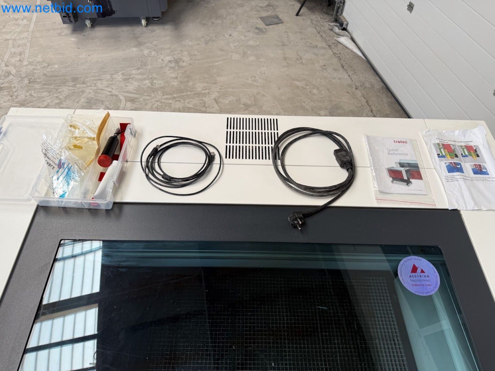 Laser engraving machine for use in the promotional products industry, the automotive industry, mechanical engineering, and personalization-18